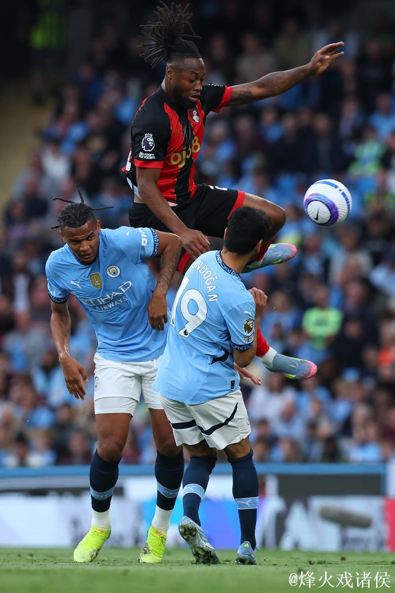 伯恩茅斯连续三年英超客场对阵曼联均轻松斩获至少三球 伯恩茅斯连续三年英超客场对阵曼联均轻松斩获至少三球